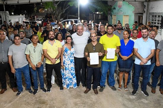 Cruzeiro do Sul: Município da Ordem de Serviço para troca de lâmpadas de LED e recebe veículos frutos de emendas parlamentares